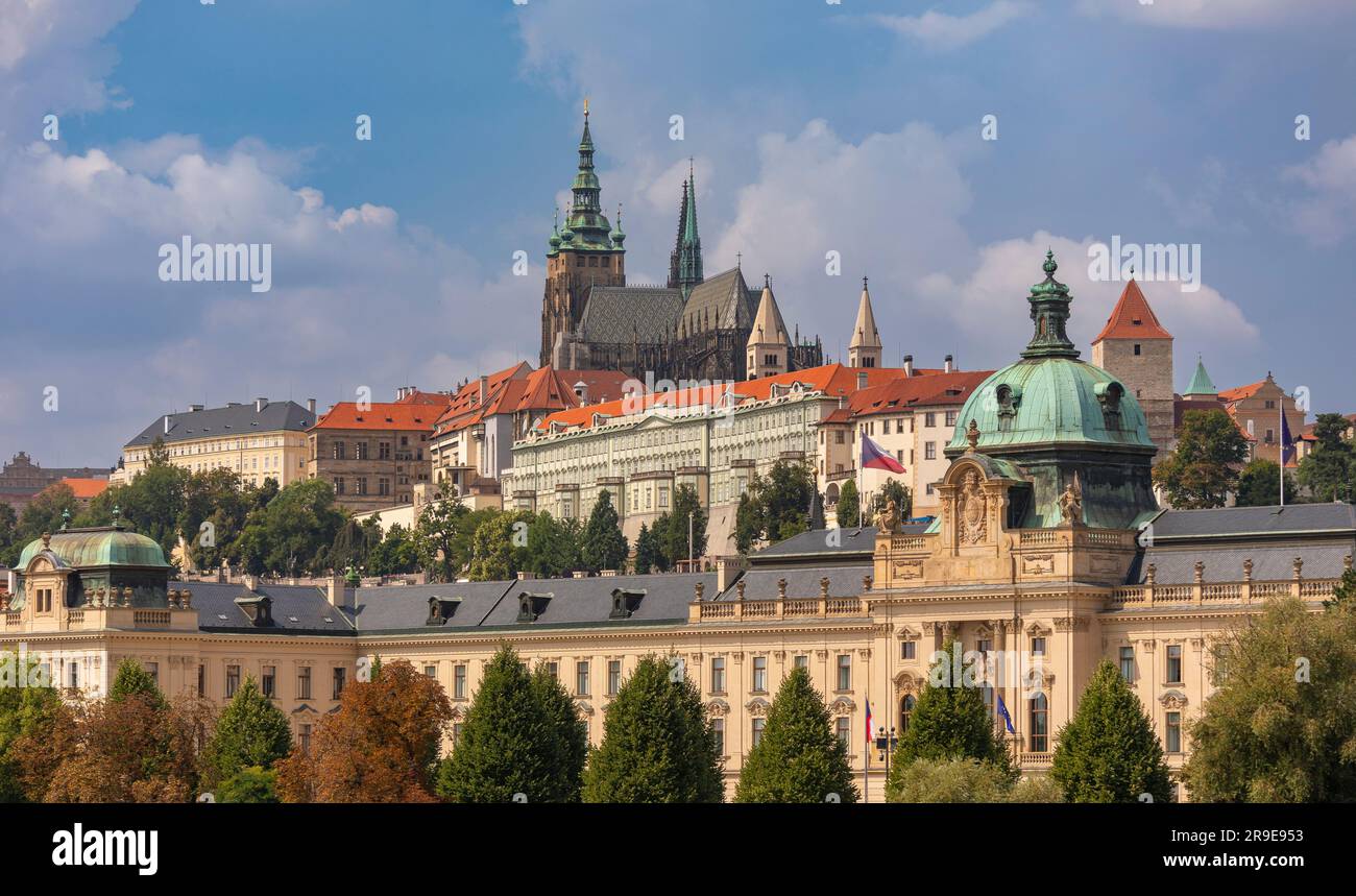 PRAGUE, CZECH REPUBLIC, EUROPE - Straka Academy building, foreground, the office of the Czech Republic Government. Above left is Prague Castle and spi Stock Photo