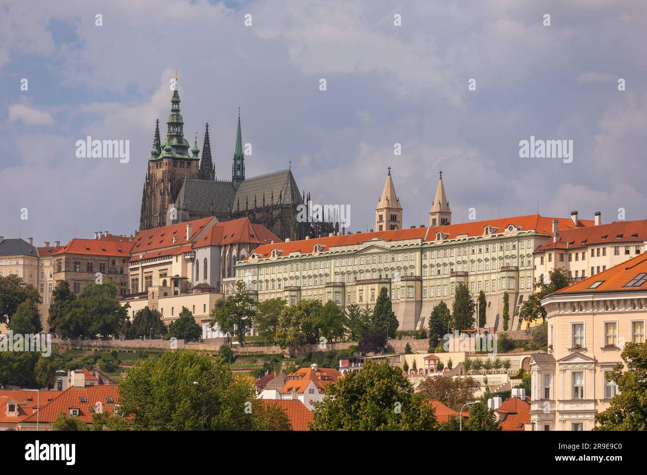 PRAGUE, CZECH REPUBLIC, EUROPE - Prague Castle, on Vltava River. St Vitus Cathedral, above. Stock Photo