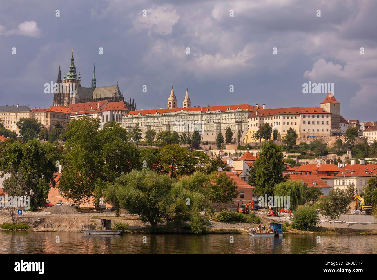 PRAGUE, CZECH REPUBLIC, EUROPE - Prague Castle, on Vltava River. St Vitus Cathedral, above. Stock Photo