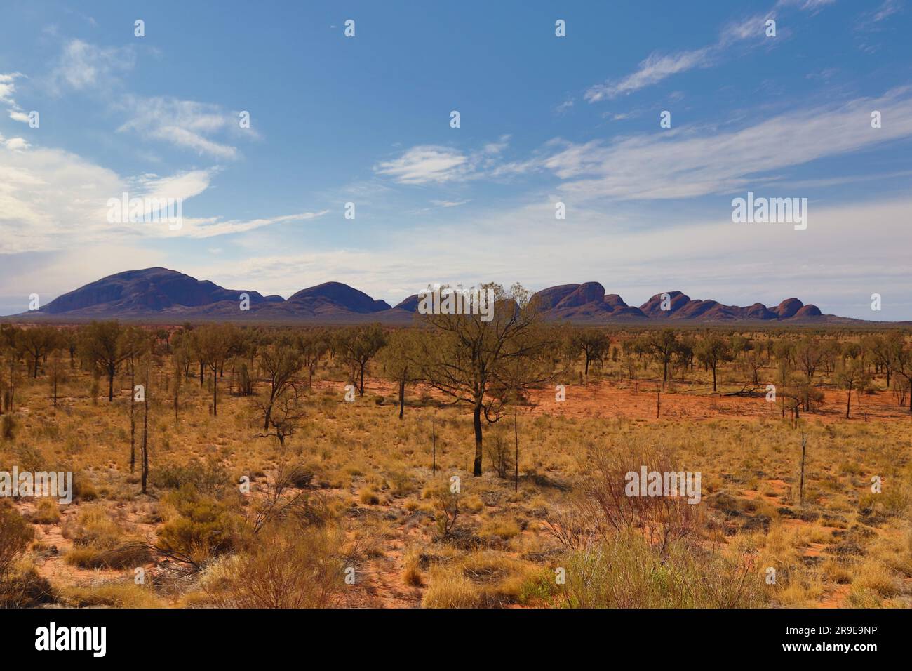 Discover ayers rock hires stock photography