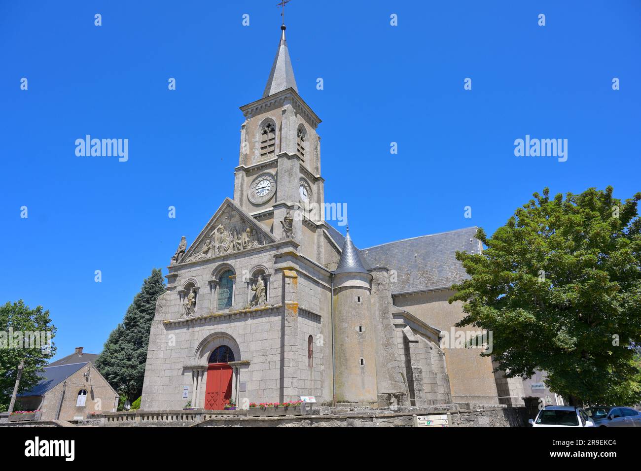 The quaint village of Quarre les Tombes in the Morvan district, Yonne FR Stock Photo