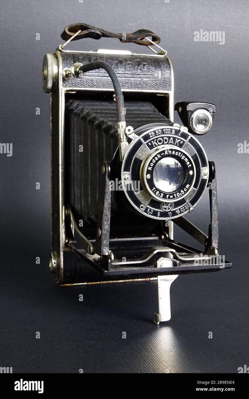 Kodak Junior Folding Camera Stock Photo Alamy