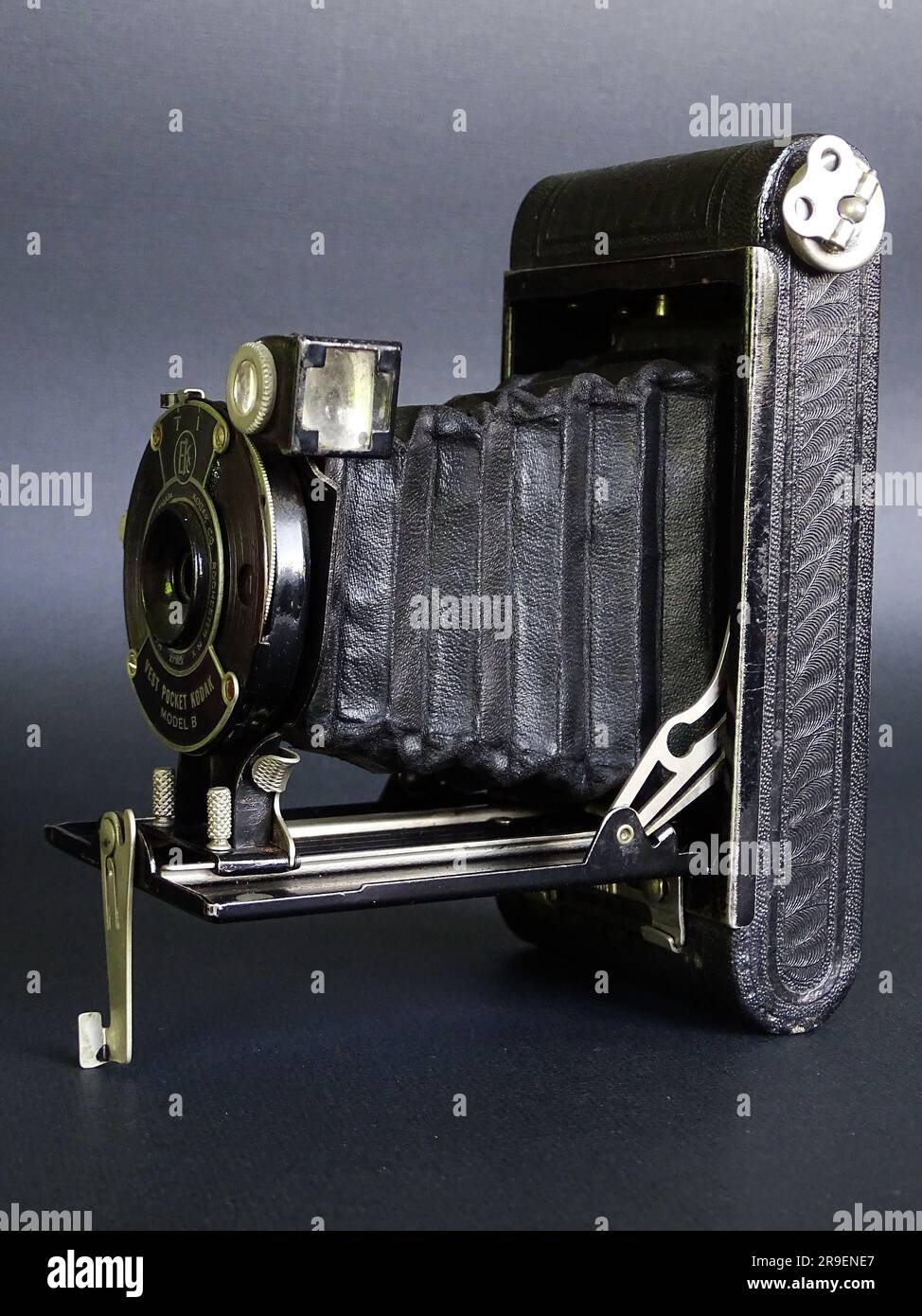 コダック Kodak 16mmカメラ Cine Model B Cine Kodak Model B Camera