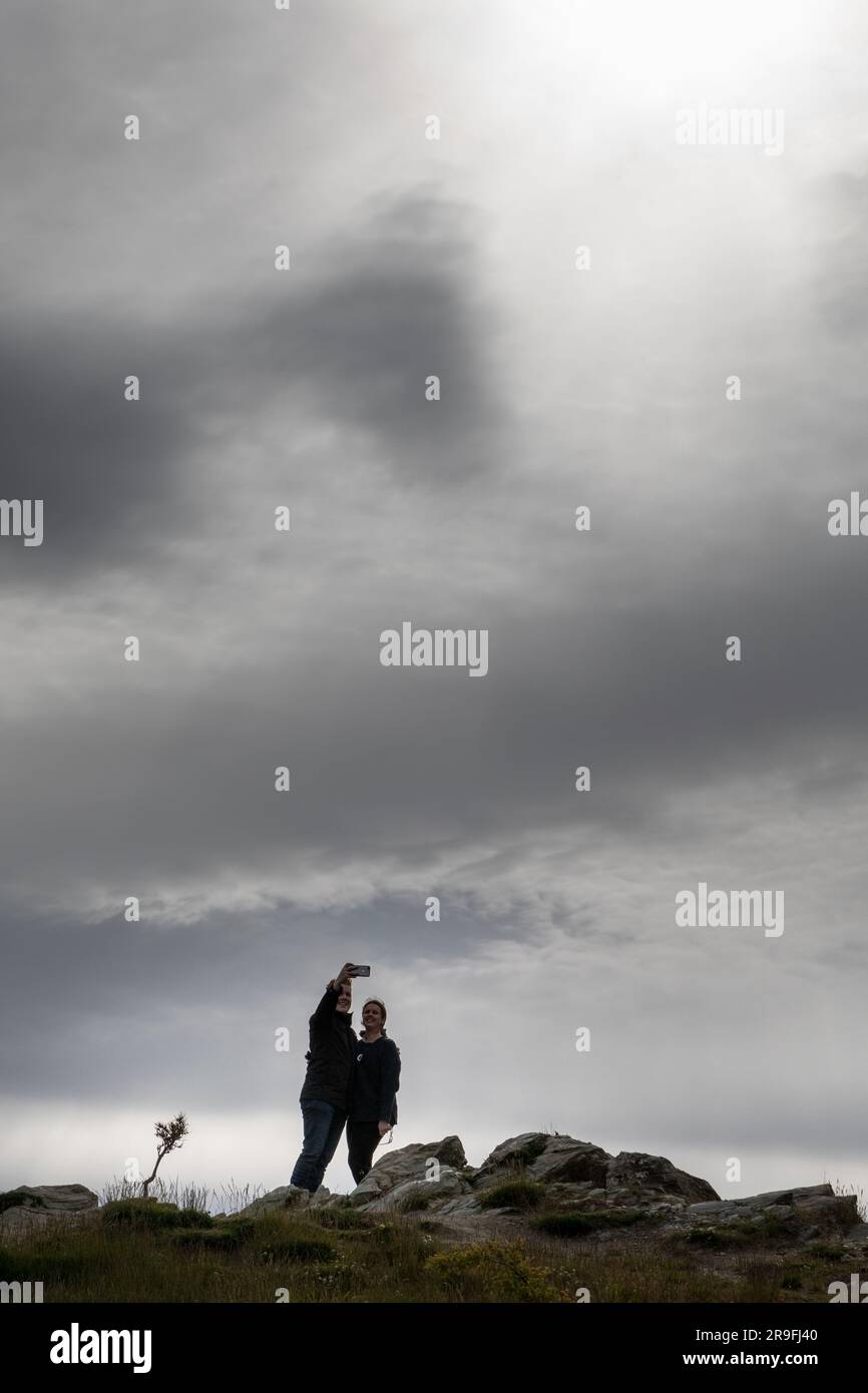 Tourists at Crown Range Summit Views of Queenstown Area Crown Range ...