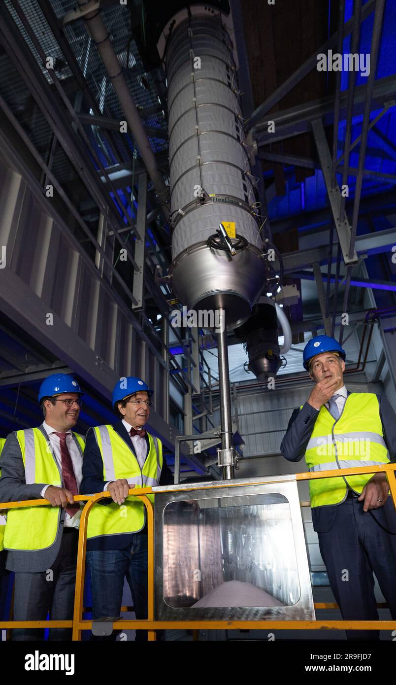 Fontenoy, Belgium. 26th June, 2023. Minister of Agriculture and SME's David Clarinval, Walloon Minister President Elio Di Rupo and Prime Minister Alexander De Croo pictured during the inauguration of the new sugar silo of 80,000 tonnes at the Sucrerie de Fontenoy site of Iscal Sugar on Monday 26 June 2023. On the occasion of the 30th anniversary of the Fontenoy sugar factory and the 20th anniversary of the group, Iscal, one of the main Belgian players in sugar production, inaugurates its new 80,000 tonne sugar silo. BELGA PHOTO BENOIT DOPPAGNE Credit: Belga News Agency/Alamy Live News Stock Photo