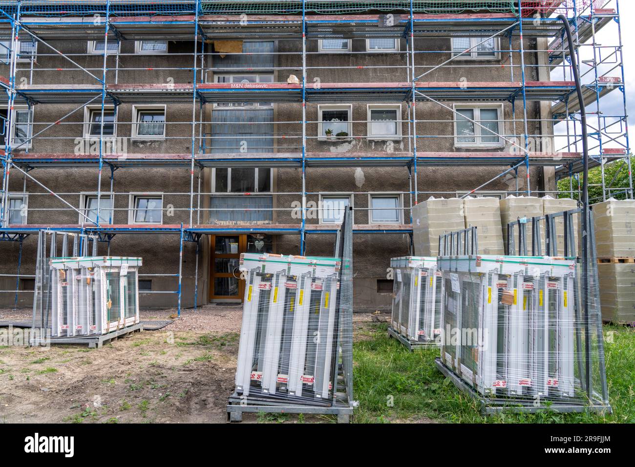 A closer look at Thermal Renovation Of An Apartment