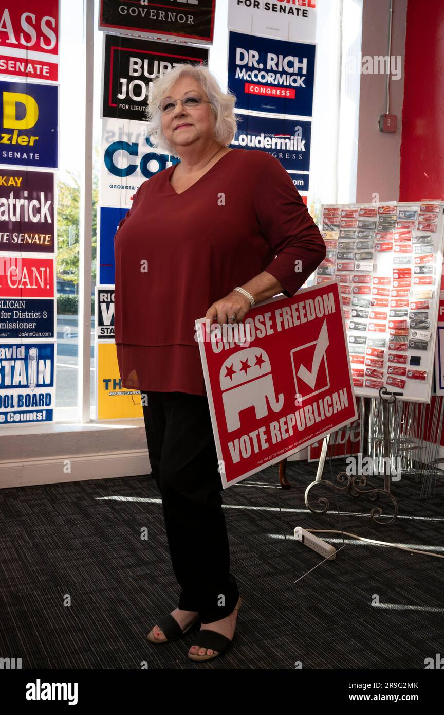 Marietta, Georgia, USA. 22nd Oct, 2022. Salleigh Grubbs, chairman of Cobb County, Georgia Republican Party, in the party's office. Credit: Robin Rayne/ZUMA Wire/Alamy Live News Stock Photo