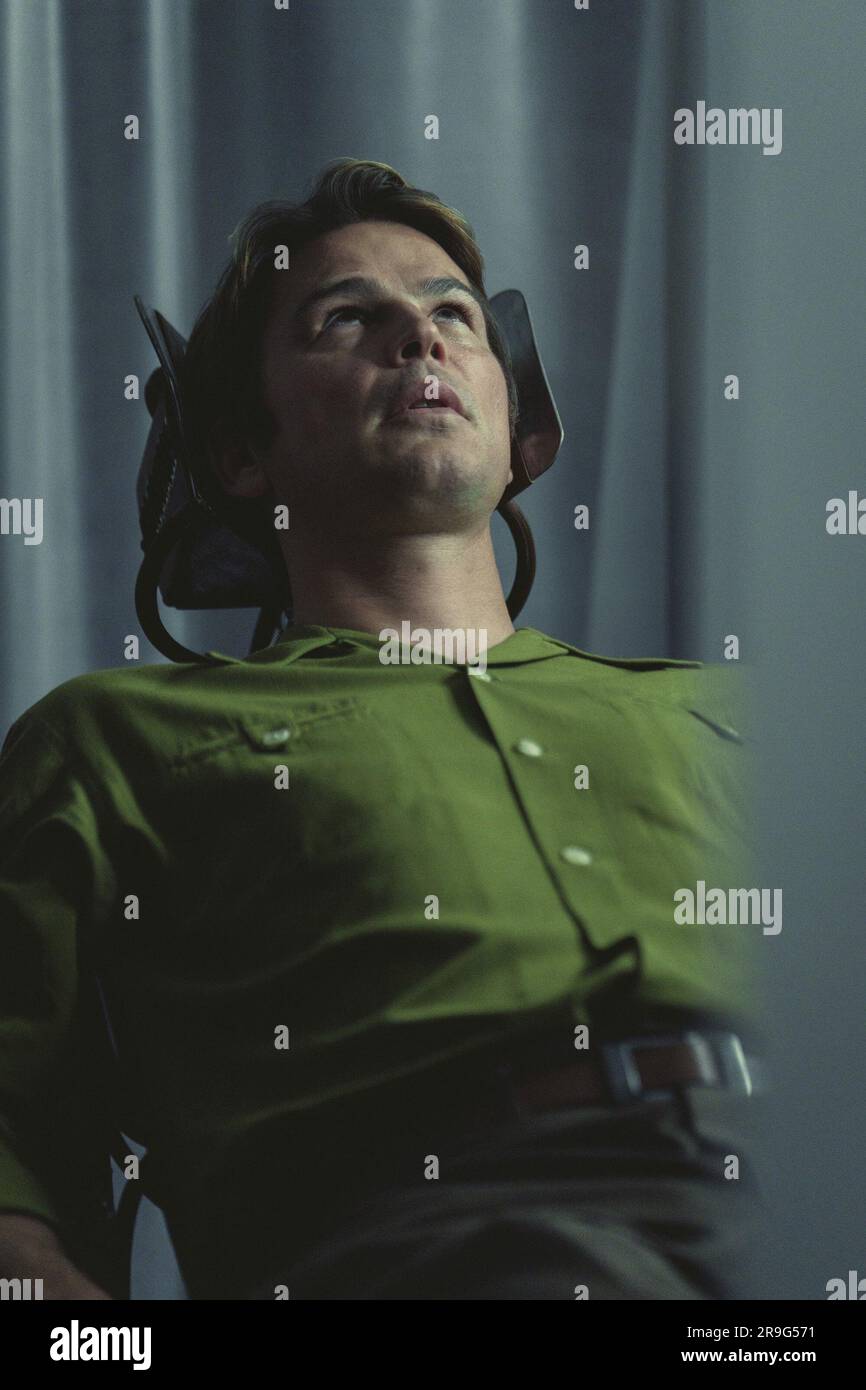 BLACK MIRROR, Josh 
