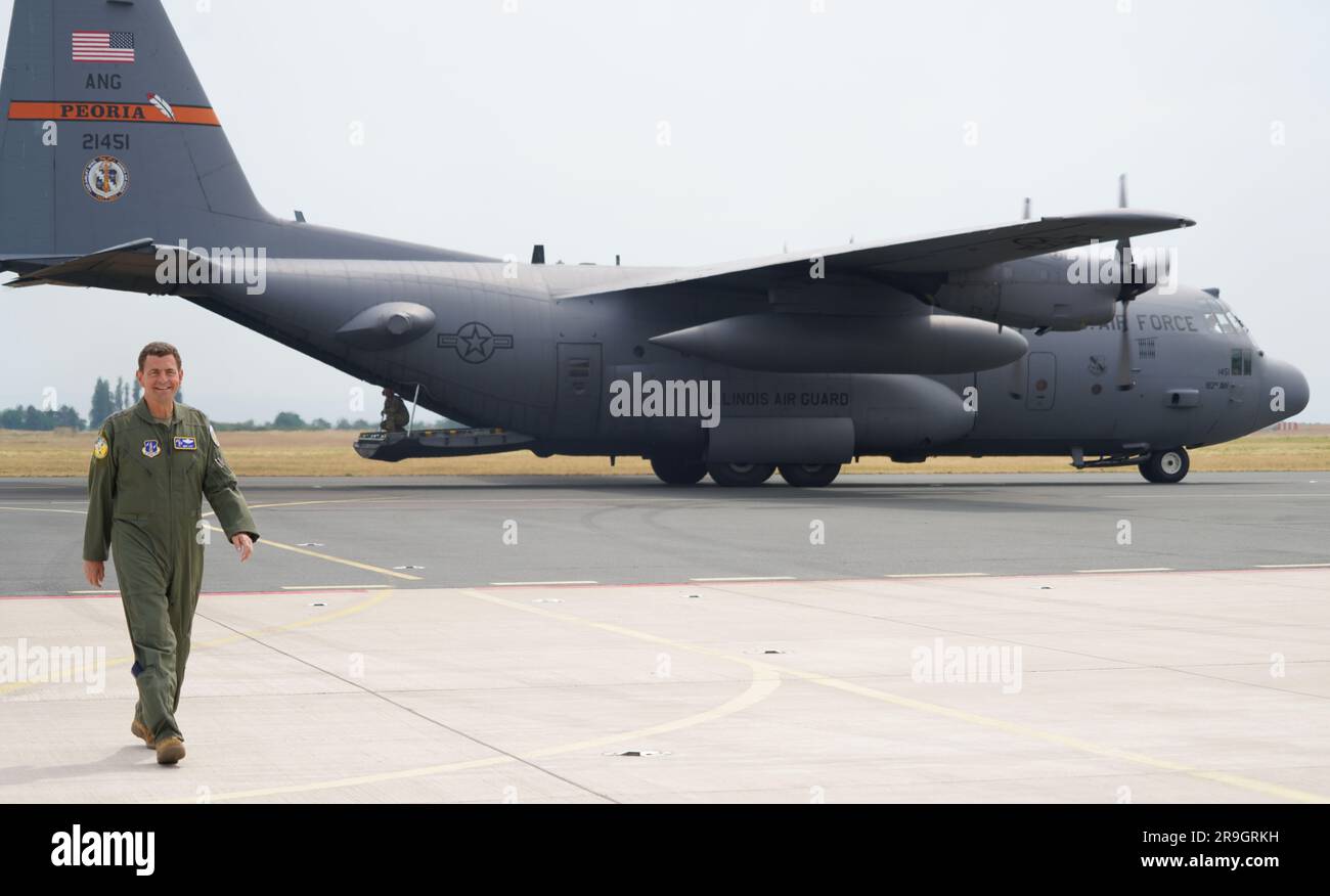 U.S. Air Force Lt. Gen. Michael A. Loh, director, Air National Guard, walks off a C-130 aircraft to speak to Airmen during exercise Air Defender 2023 (AD23) at Wunstorf Air Base, Wunstorf, Germany, June 22, 2023. Exercise AD 23 integrates U.S. and allied air power to defend shared values while leveraging and strengthening vital partnerships to deter aggression worldwide. (U.S. Air National Guard photo by Staff Sgt. Michelle Ulber) Stock Photo