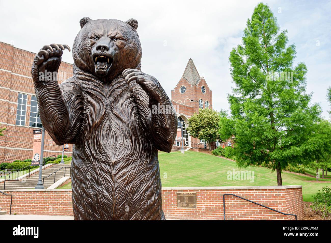 Former Mercer Bear designs 2022 UGA National Championship logo