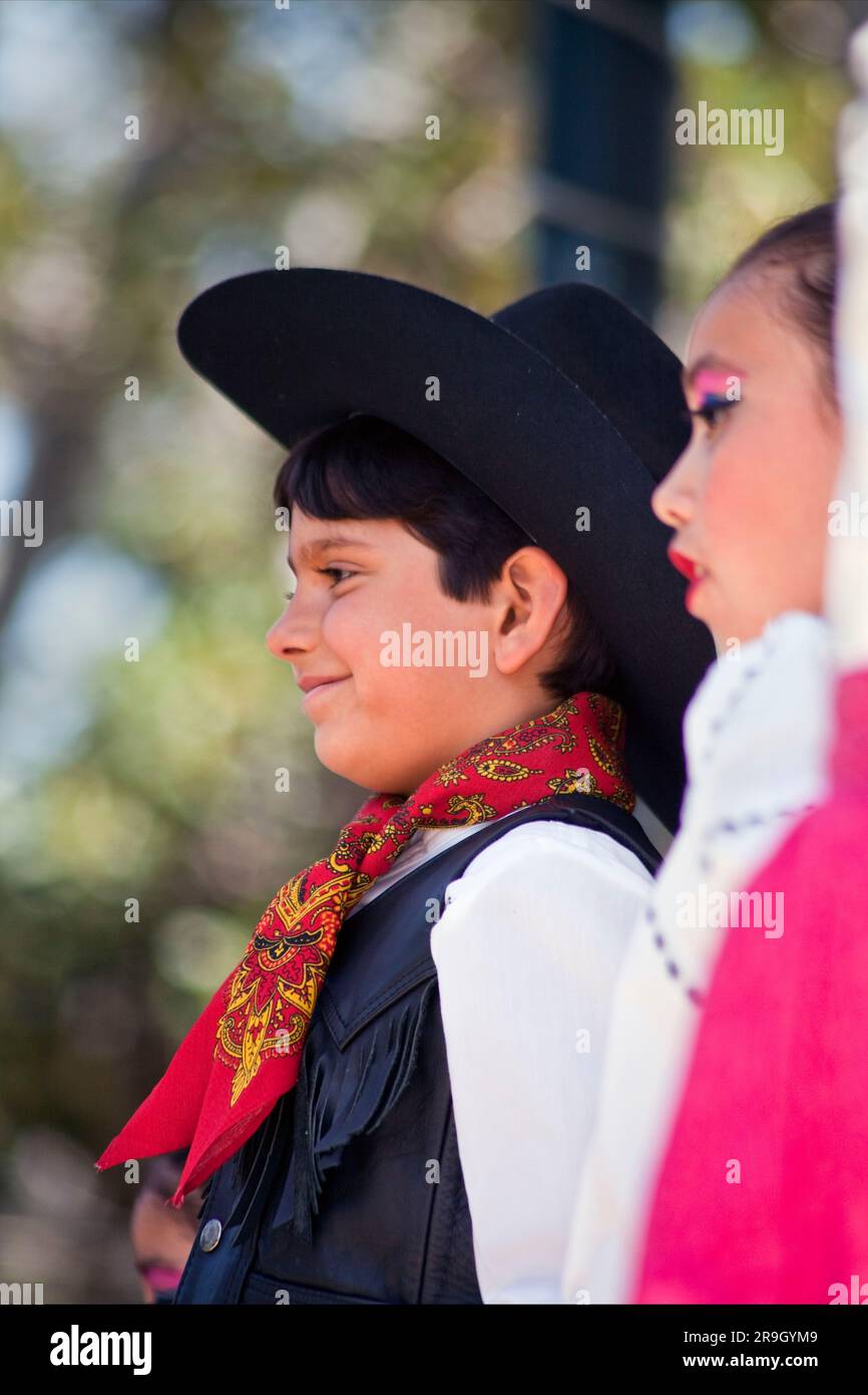 Mexican folkloric dancer childern Cinco de Mayo 2 Stock Photo