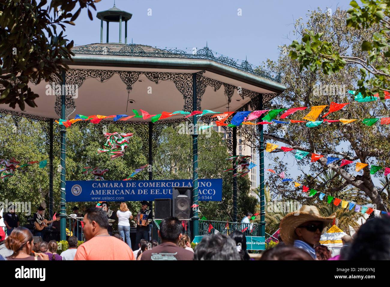 Plaza Cinco de Mayo Los Angeles CA Stock Photo Alamy