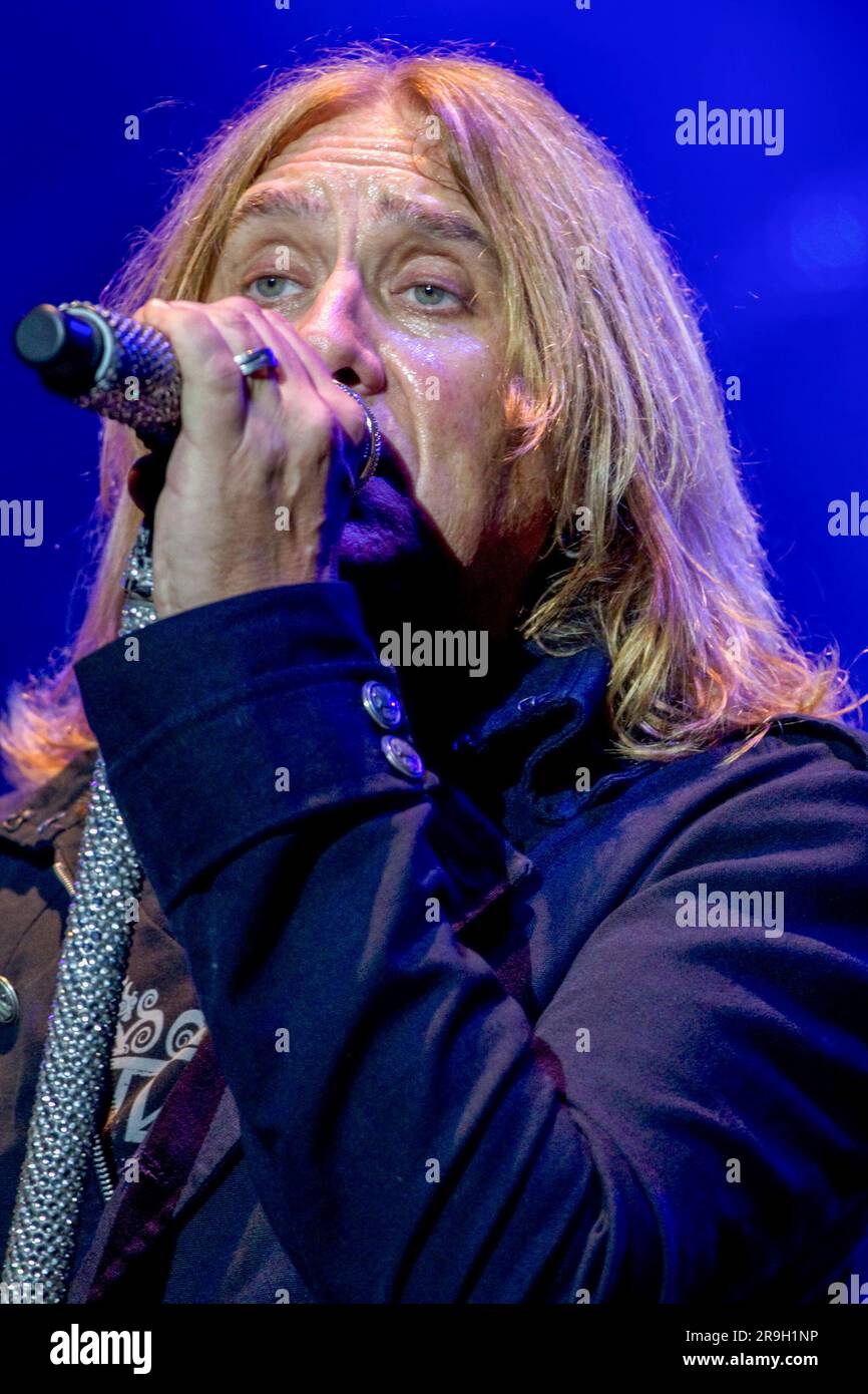 Joe elliott def leppard hi-res stock photography and images - Alamy