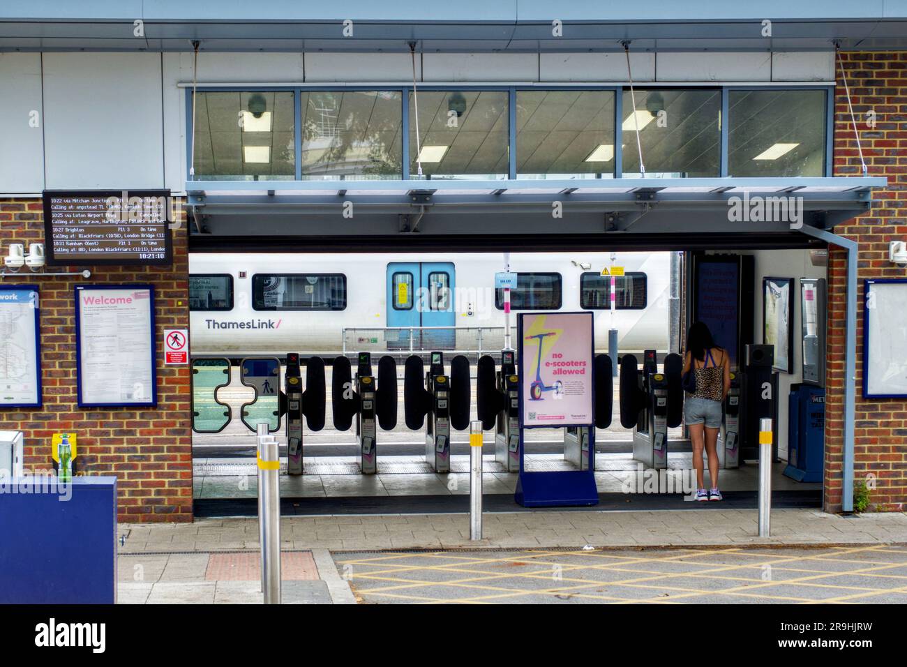 Albans City railway station, St.Albans, Hertfordshire, England Stock Photo
