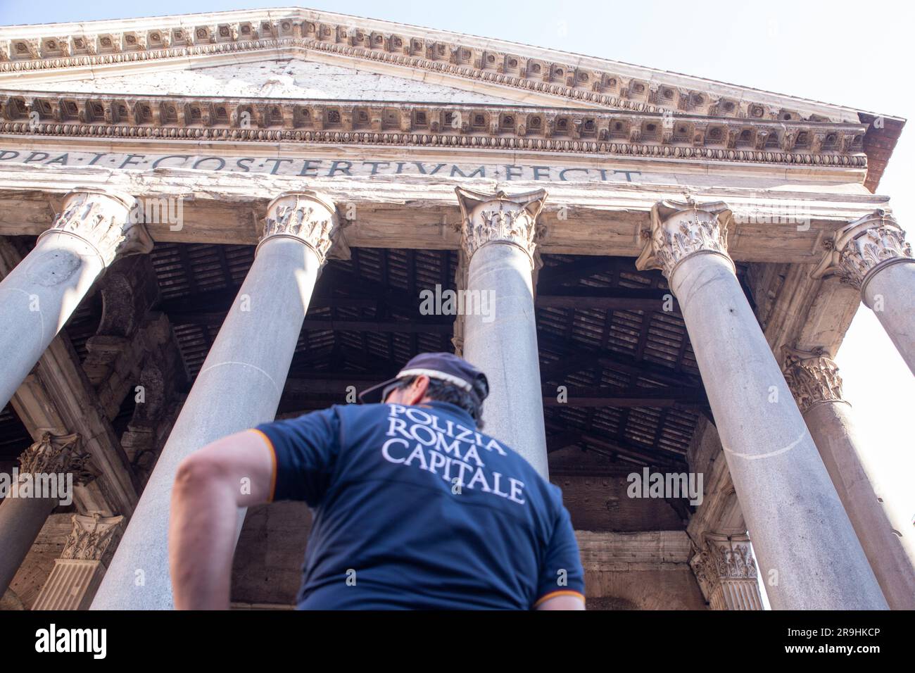 Rome, Italy. 26th June, 2023. Policeman controls the entrance to the Pantheon. From 1st July 2023, entry to the Pantheon will be subject to a fee for tourists. (Photo by Matteo Nardone/Pacific Press/Sipa USA) Credit: Sipa USA/Alamy Live News Stock Photo
