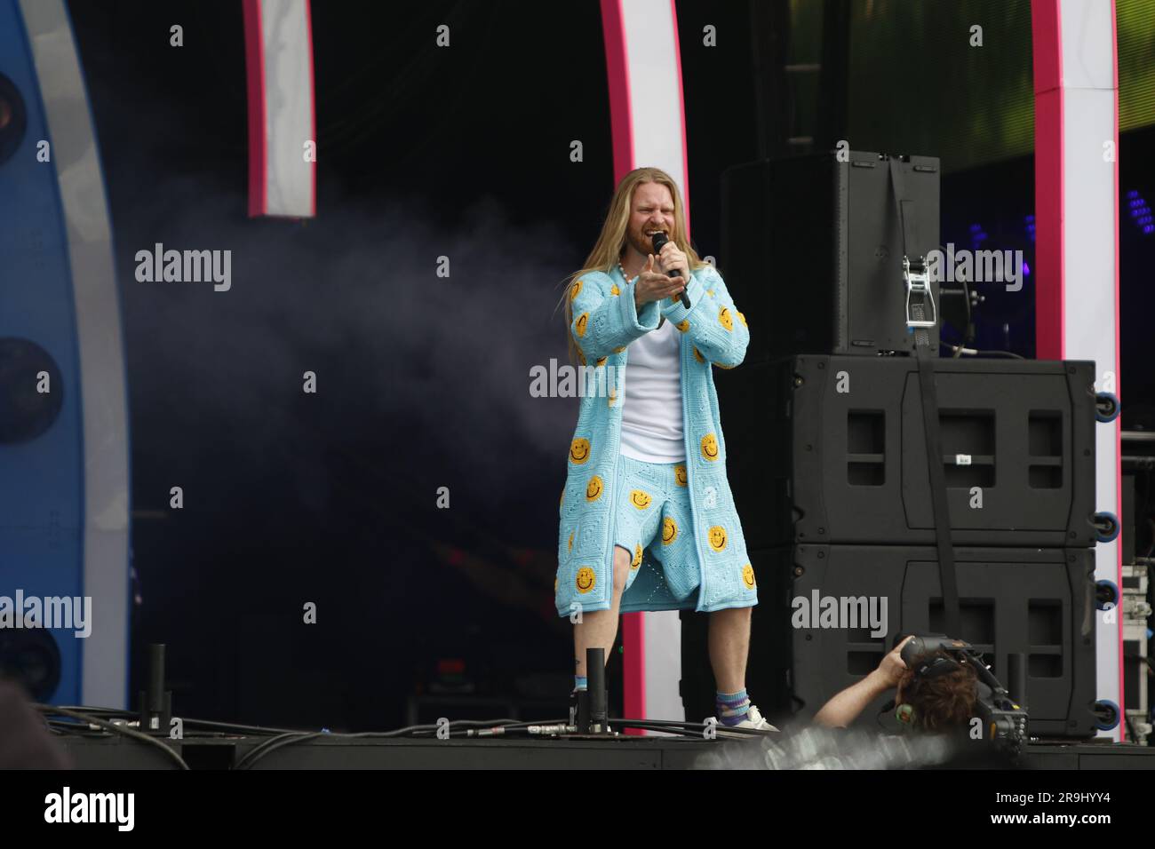 24th June 2023 London UK  Sam Ryder performs at Day Two of American Express Presents BST Hyde Park in London, United, Kingdom. Stock Photo