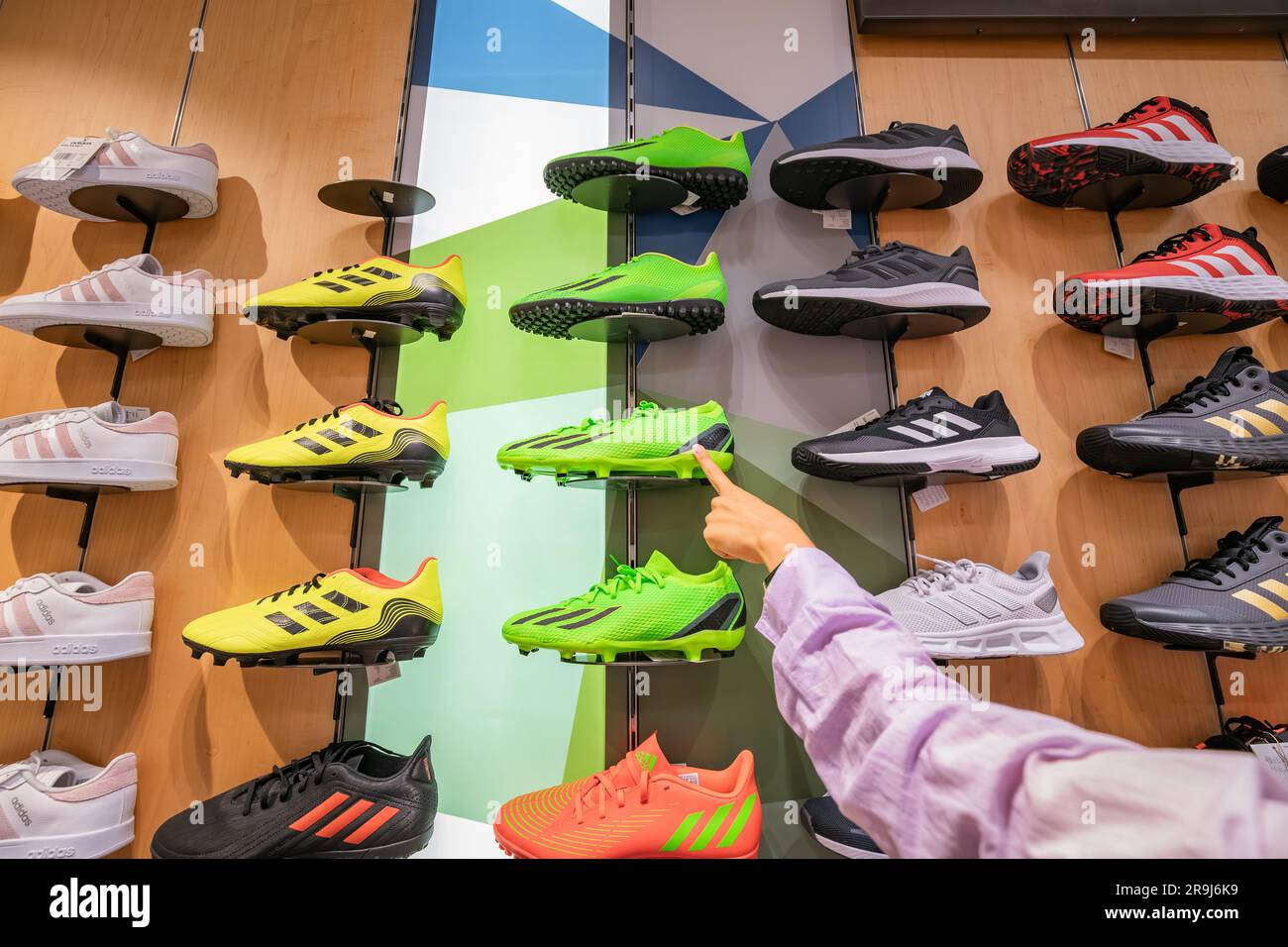 Adidas football shoes store hotsell