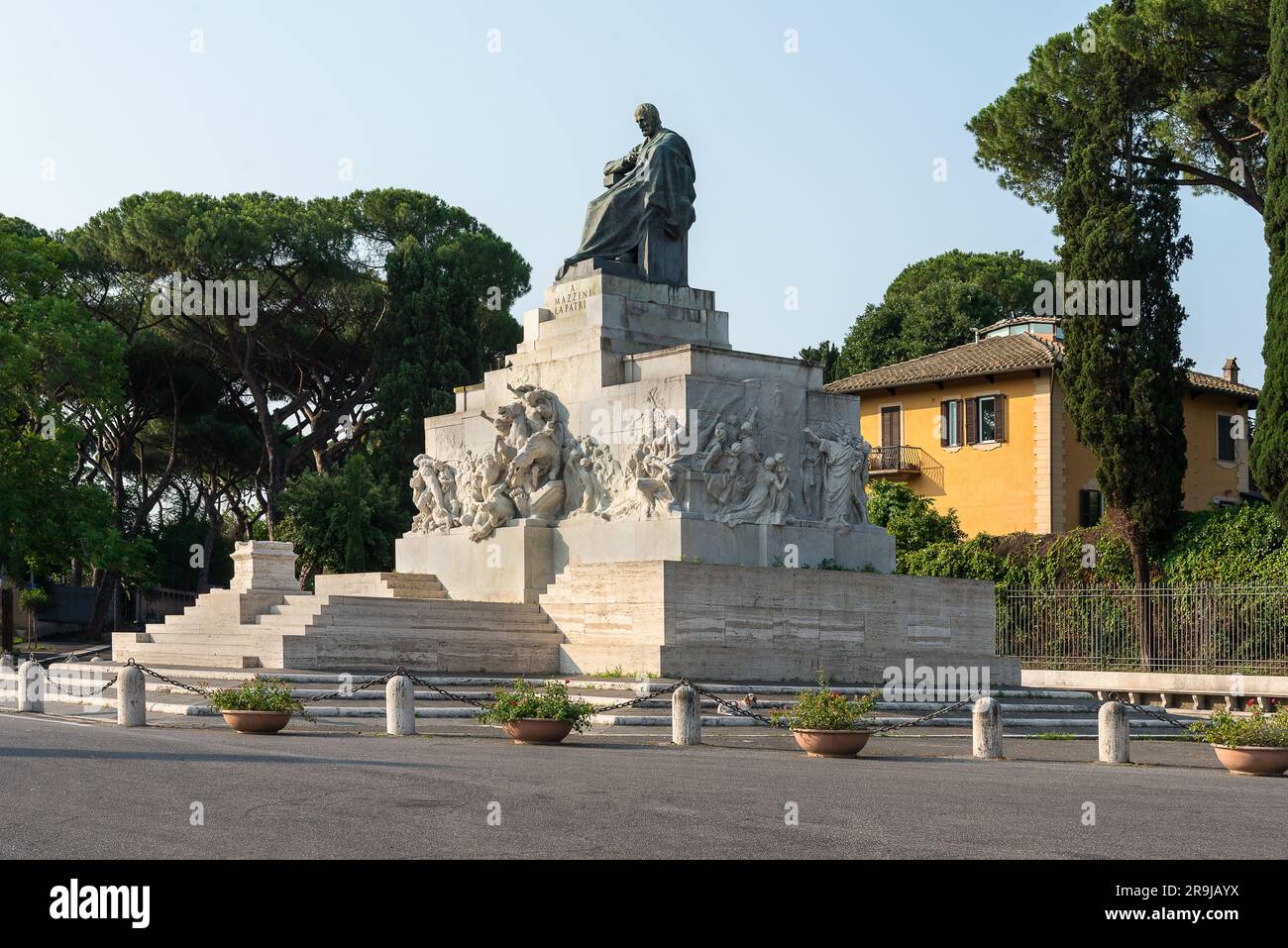 Monument a Giuseppe Mazzini, Rome. A Mazzini la Patria Stock Photo