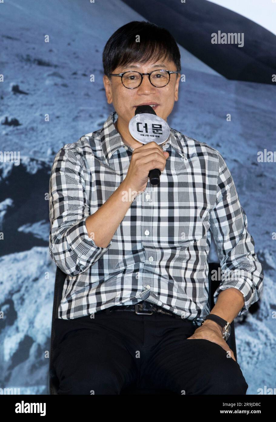 Seoul, South Korea. 27th June, 2023. South Korean director Kim Yong-hwa, photocall for the film ‘The Moon' press conference in Seoul, South Korea on Jun 27, 2023. The film will open on Agust 2. (Photo by Lee Young-ho/Sipa USA) Credit: Sipa USA/Alamy Live News Stock Photo