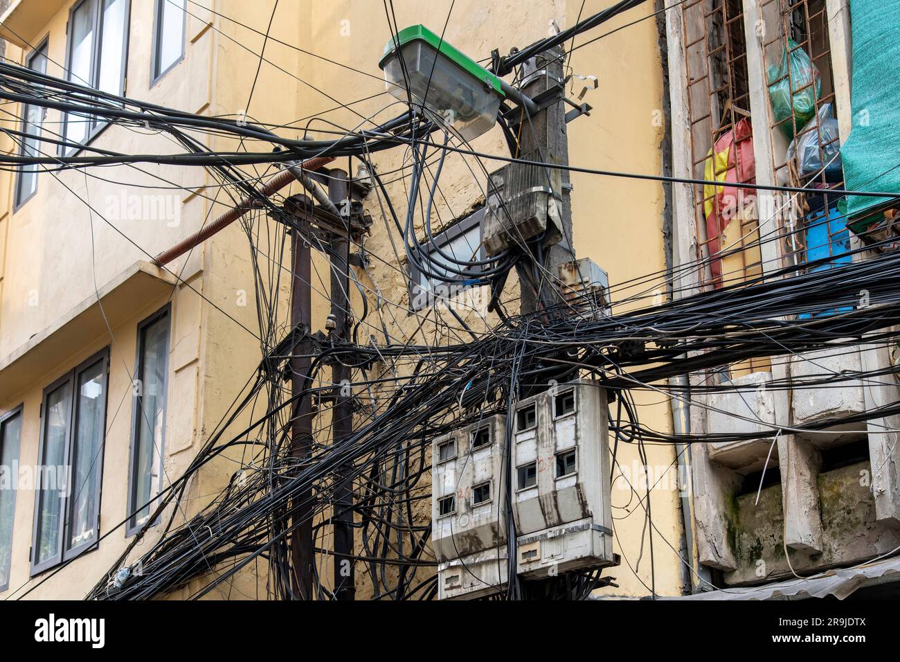 Power lines in vietnam hires stock photography and images Alamy