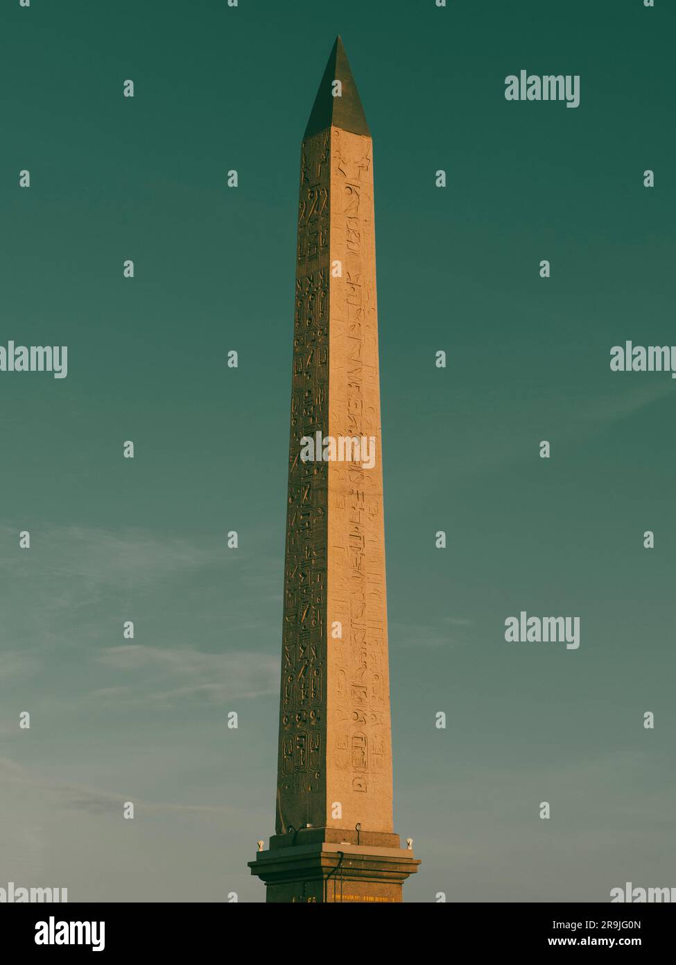 Luxor Obelisk Place De La Concorde Paris France Europe Eu Stock