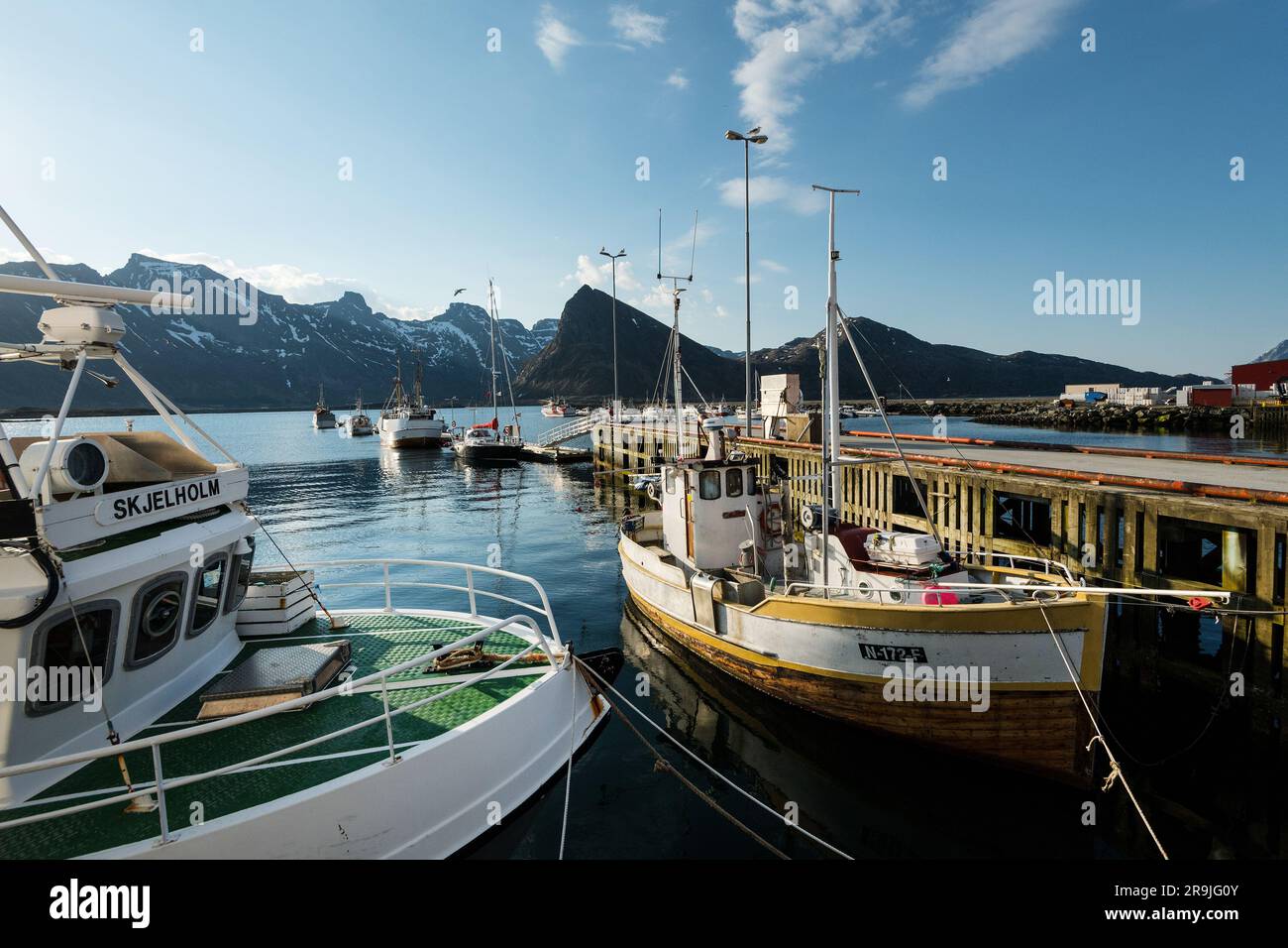 Fredvang ist ein Dorf in der Gemeinde Flakstad Lofoten, Norwegen Stock Photo