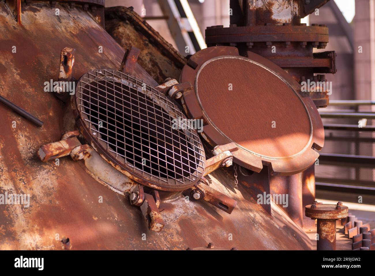 Rusty Factory Components Components factory hi-res stock photography and images - Alamy