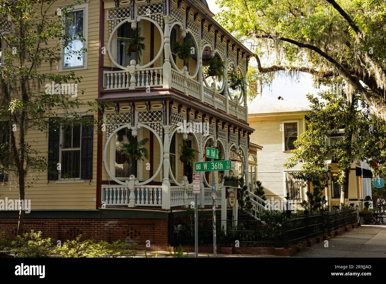 Gingerbread House in Savannah Stock Photo Alamy