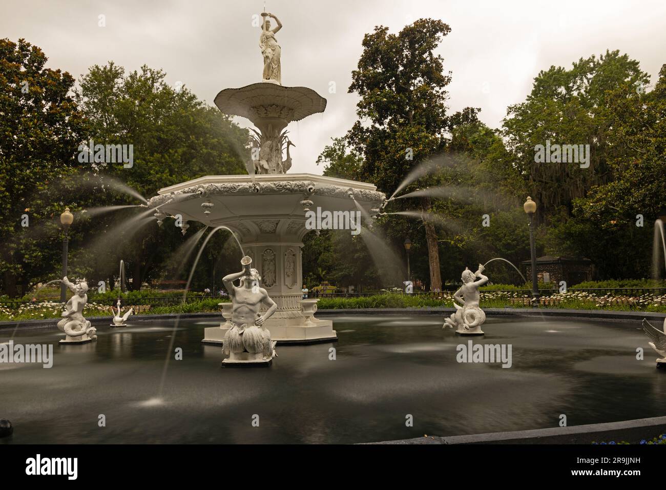 Fountain at Forsyth Park in Savannah Stock Photo - Alamy