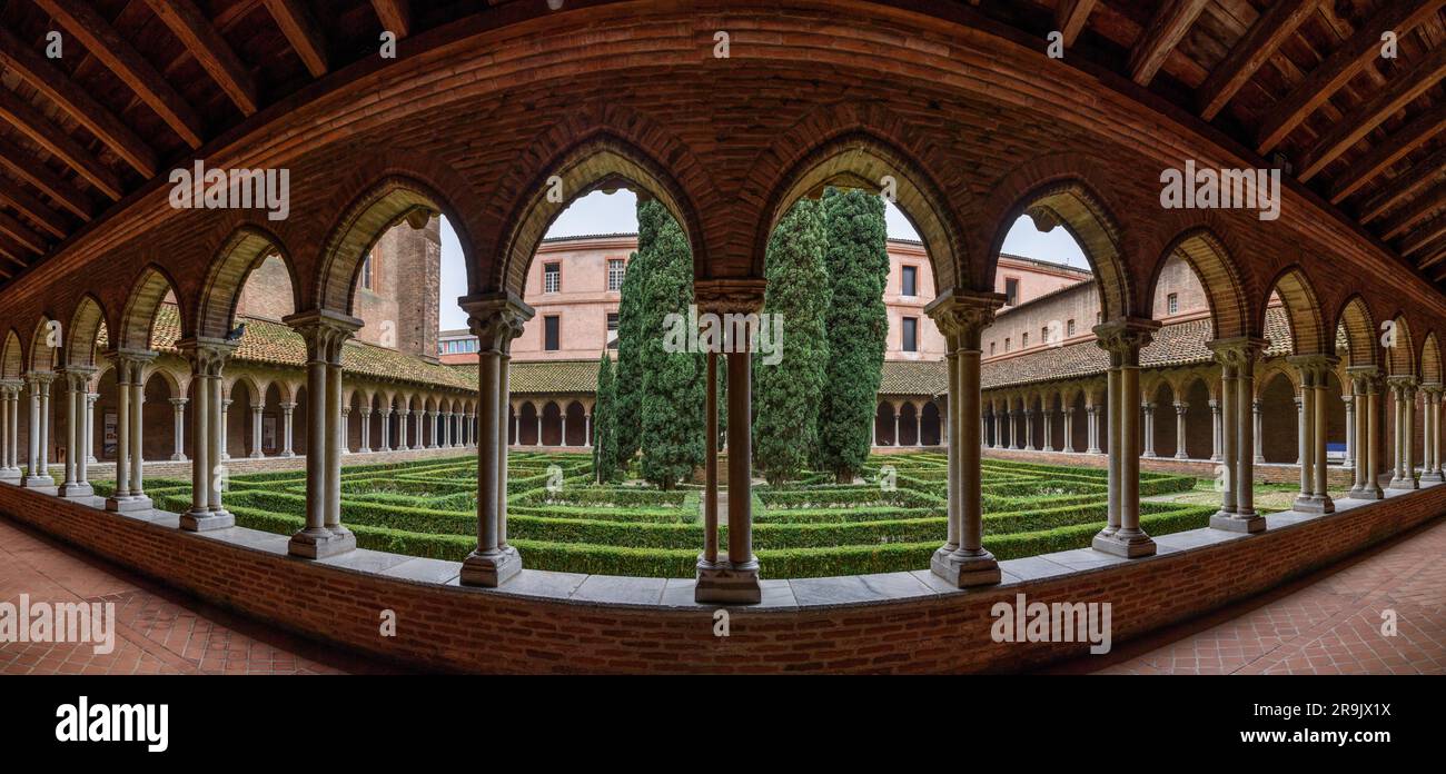 Couvent des Jacobins, the central cloisters and gardens. Stock Photo