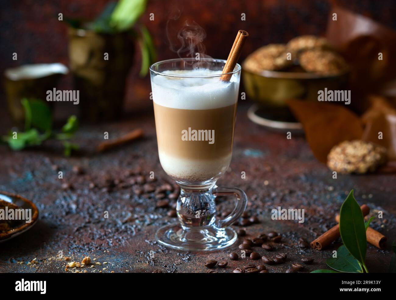 Latte macchiato hi-res stock photography and images - Alamy