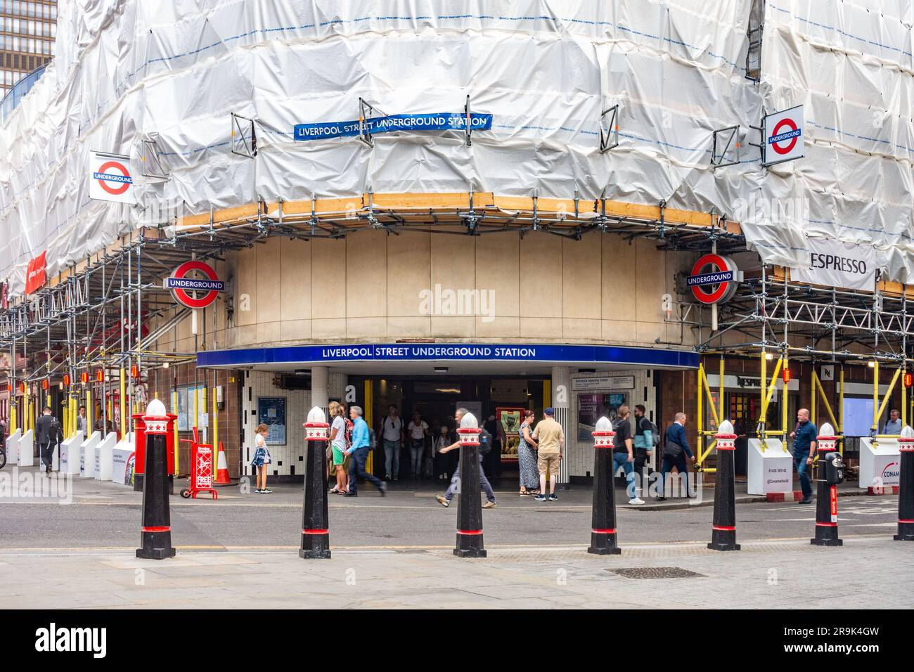 An entrance into Liverpool Street London Underground Station with