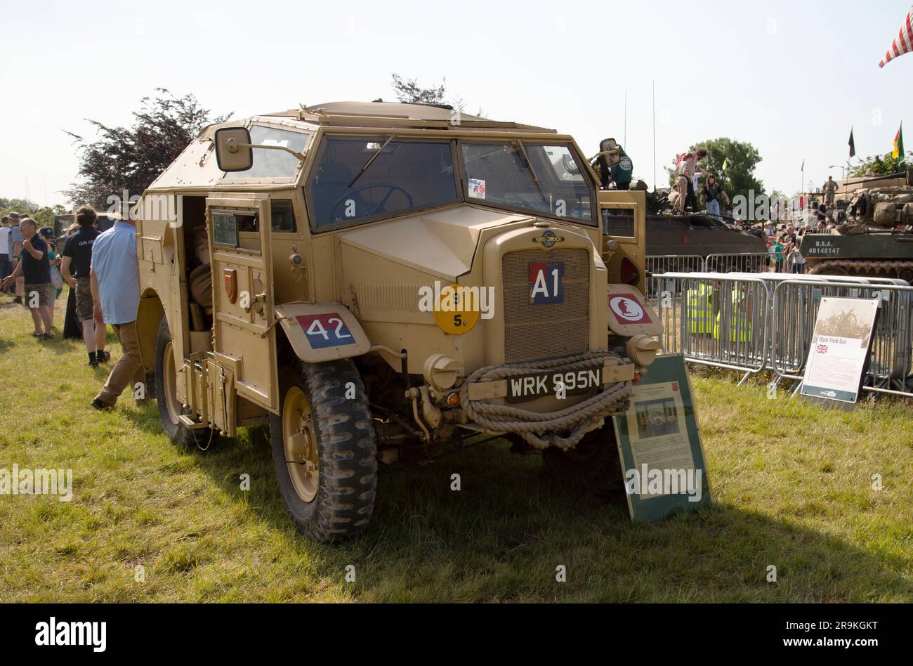 British Army WW II Morris Commercial C8 FAT (Field Artillery Tractor ...