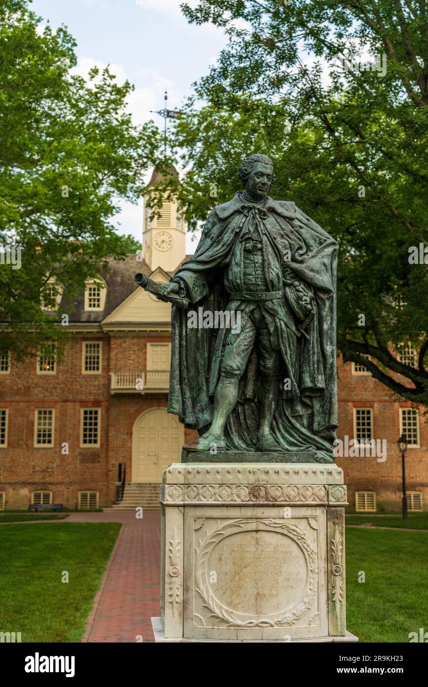 Lord Botetourt statue at William and Mary college in Williamsburg