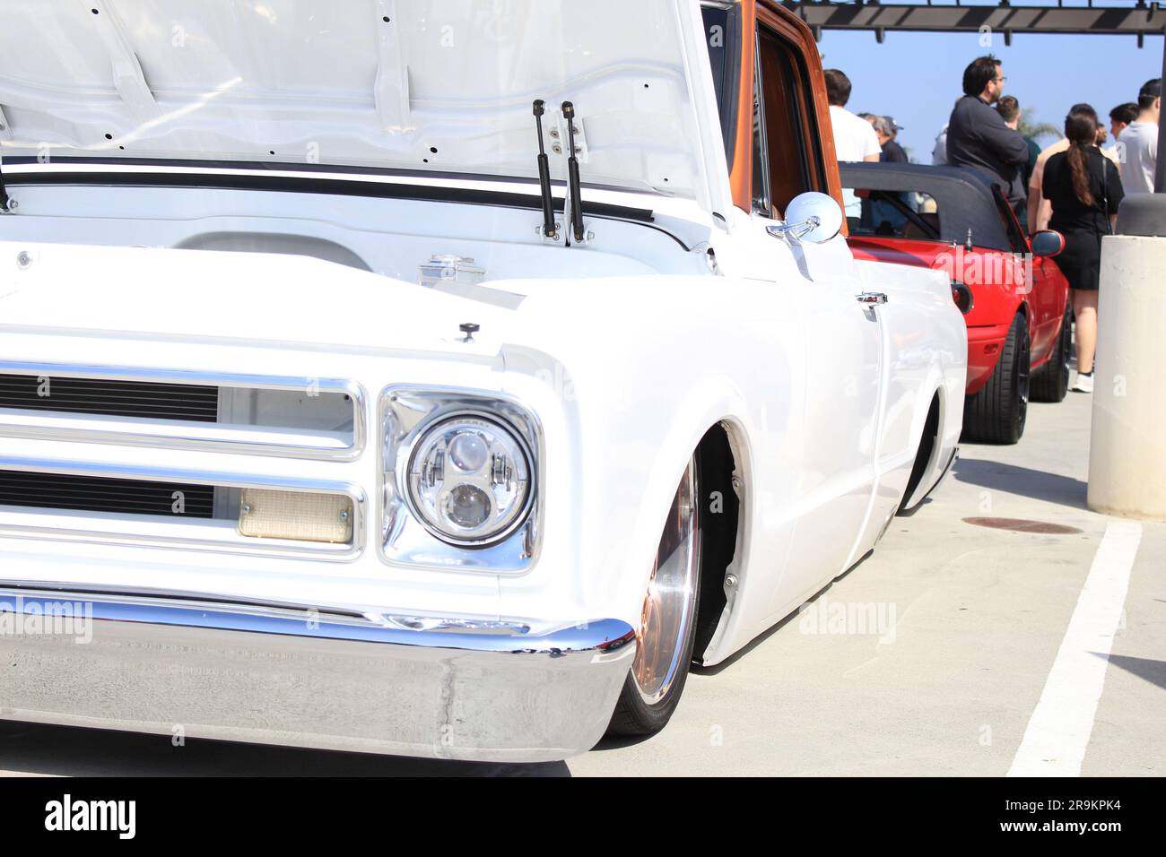 Shots on cars, from a classic ride to a new eye catcher Stock Photo - Alamy