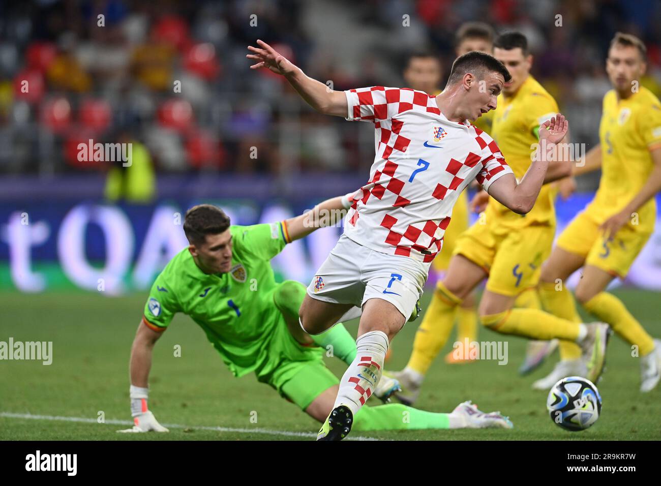 Romanian footballer Helmuth Duckadam, goalkeeper with Steaua News Photo  - Getty Images