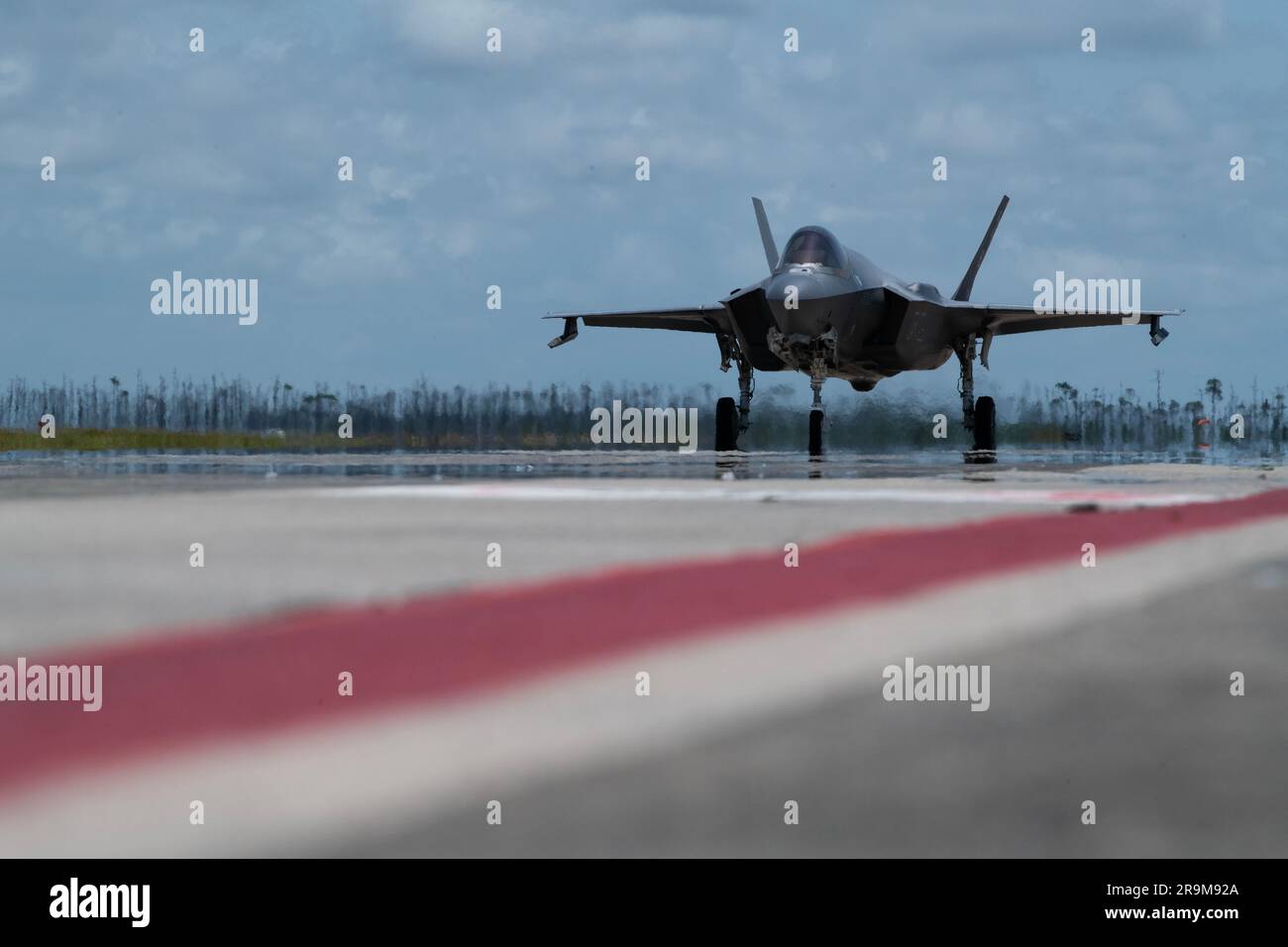 A U.S. Air Force F-35A Lighting II assigned to the 4th Fighter Squadron ...