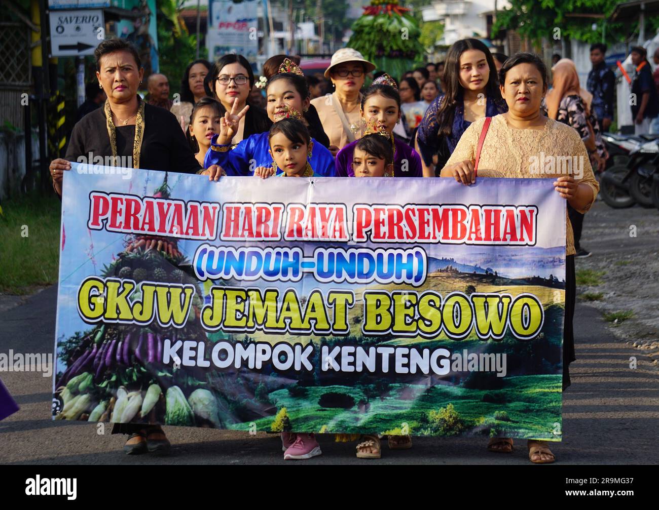 Unduh-unduh festival is offerings of gratitude to God for the harvest