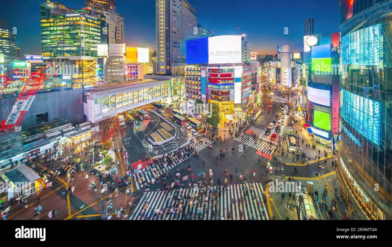 Top view of Shibuya Crossing at twilight in Tokyo, Japan Stock Photo