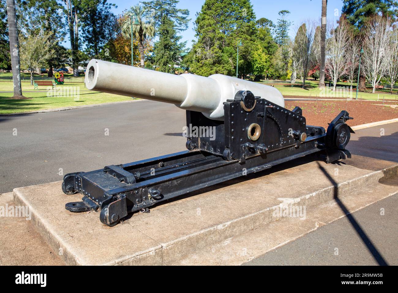 Detail of the Naval Cannon donated to the people of Toowoomba in 1911 and placed in the Botanic Gardens in Toowoomba. Stock Photo