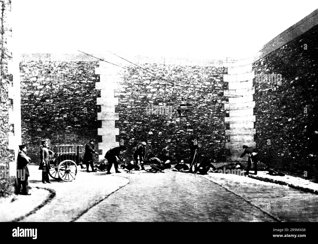 Paris Commune, 18.3. - 28.5.1871, execution of Communards in the prison de la Roquette, 25.5.1871, ADDITIONAL-RIGHTS-CLEARANCE-INFO-NOT-AVAILABLE Stock Photo