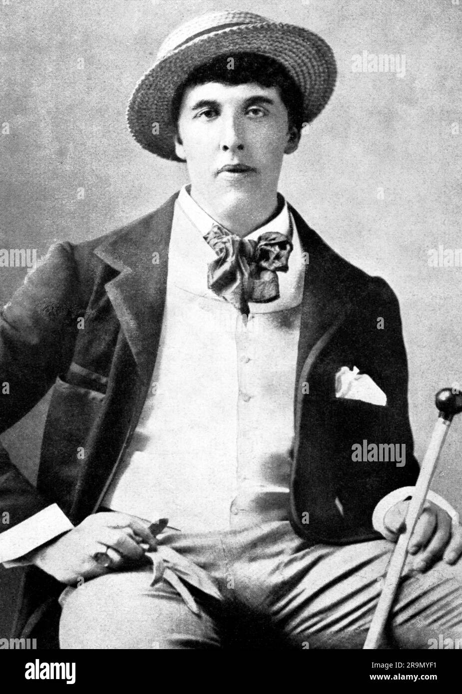 Wilde, Oscar, 16.10.1854 - 30.11.1900, Irish writer, at New York City, summer 1883, ADDITIONAL-RIGHTS-CLEARANCE-INFO-NOT-AVAILABLE Stock Photo