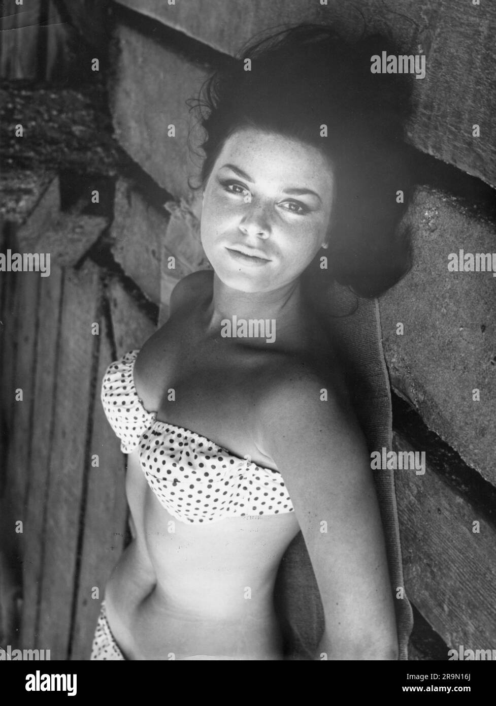 Woodcock, Carmen, British model, wearing bikini, 1960s, ADDITIONAL-RIGHTS-CLEARANCE-INFO-NOT-AVAILABLE Stock Photo