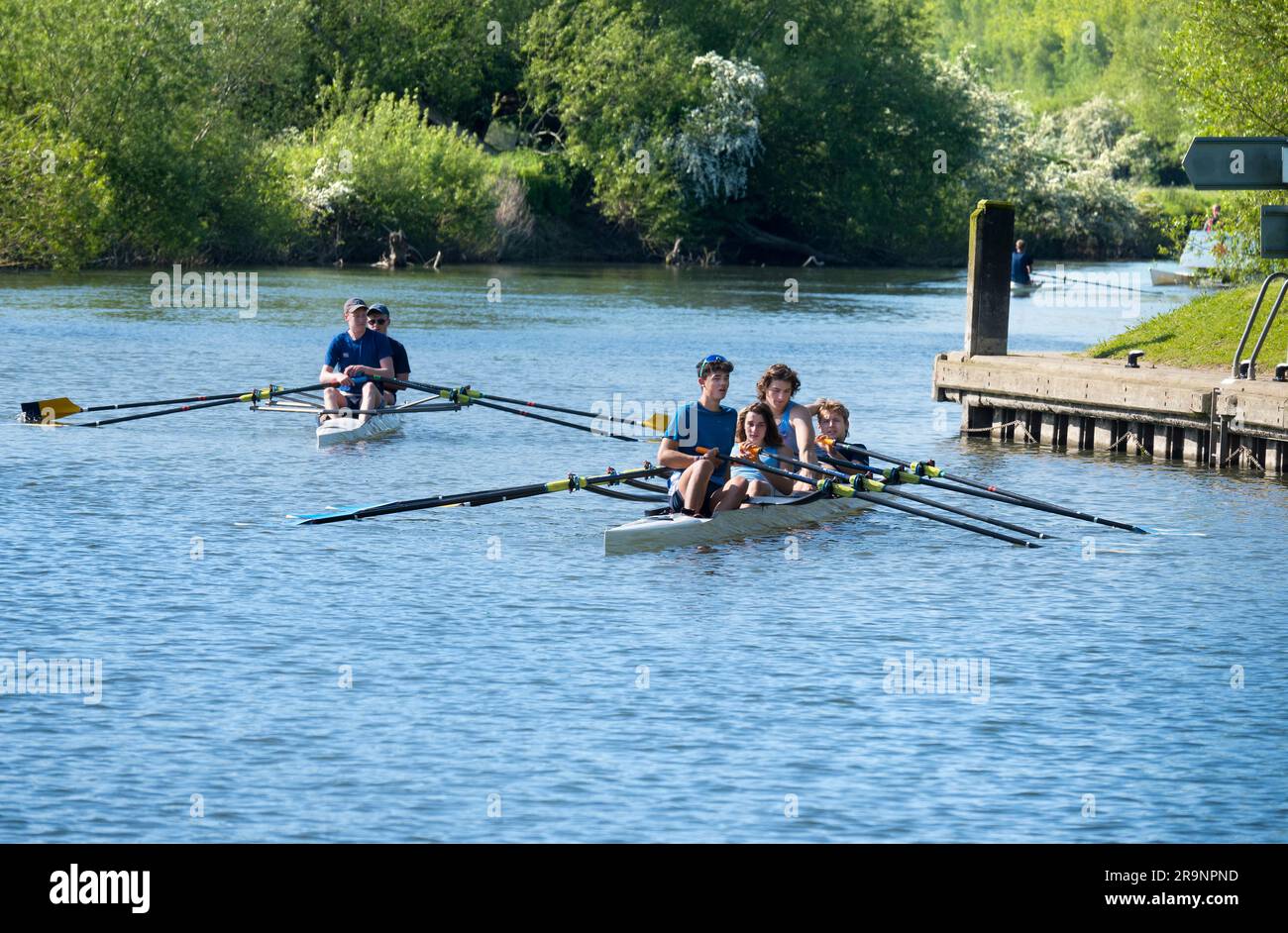 Team Rowing Thames Rowing teams on the Thames at Sandford Village, just by Sandford Lock ...