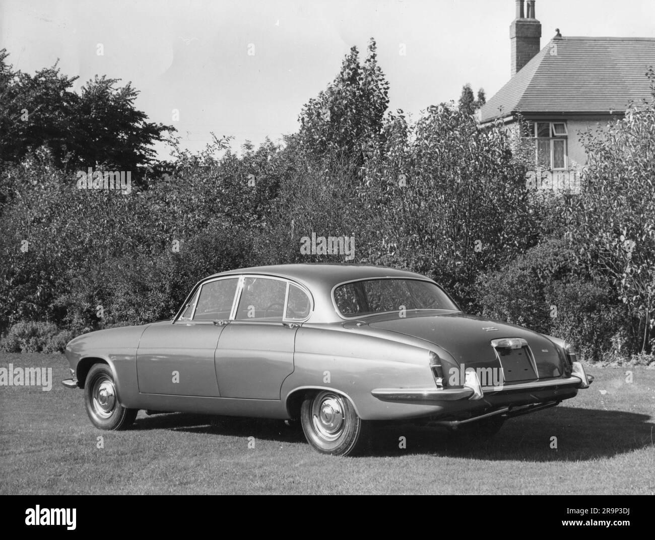 transport / transportation, car, vehicle variants, Jaguar Mark X, view from left behind, England, ADDITIONAL-RIGHTS-CLEARANCE-INFO-NOT-AVAILABLE Stock Photo