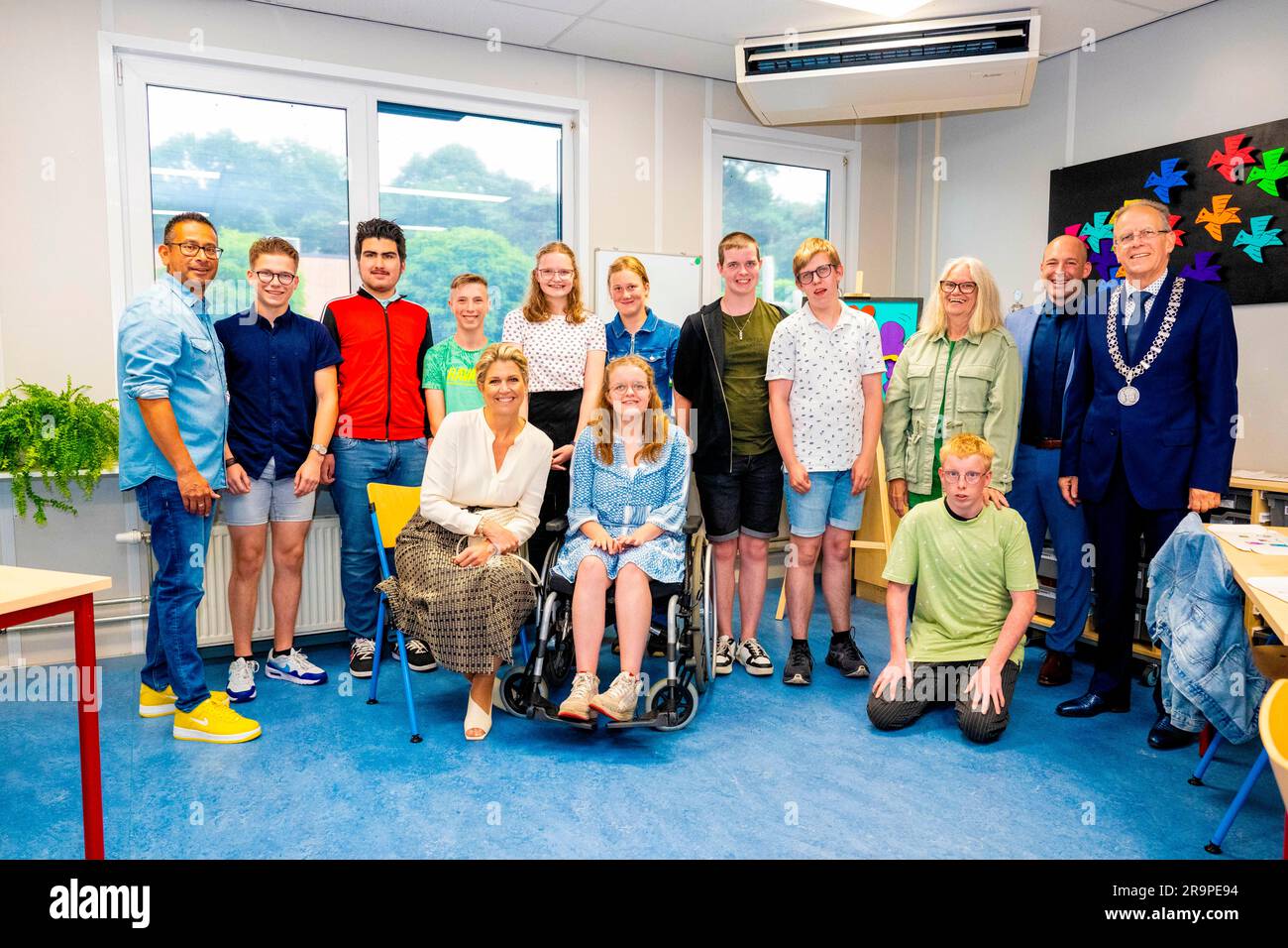 Heeze, Niederlande. 28th June, 2023. Queen Maxima of The Netherlands at De Berkenschutse in Heeze, on June 28, 2023, for a workvisit, it is an educational expertise center for special and secondary special education Credit: Albert Nieboer/Netherlands OUT/Point De Vue OUT/dpa/Alamy Live News Stock Photo