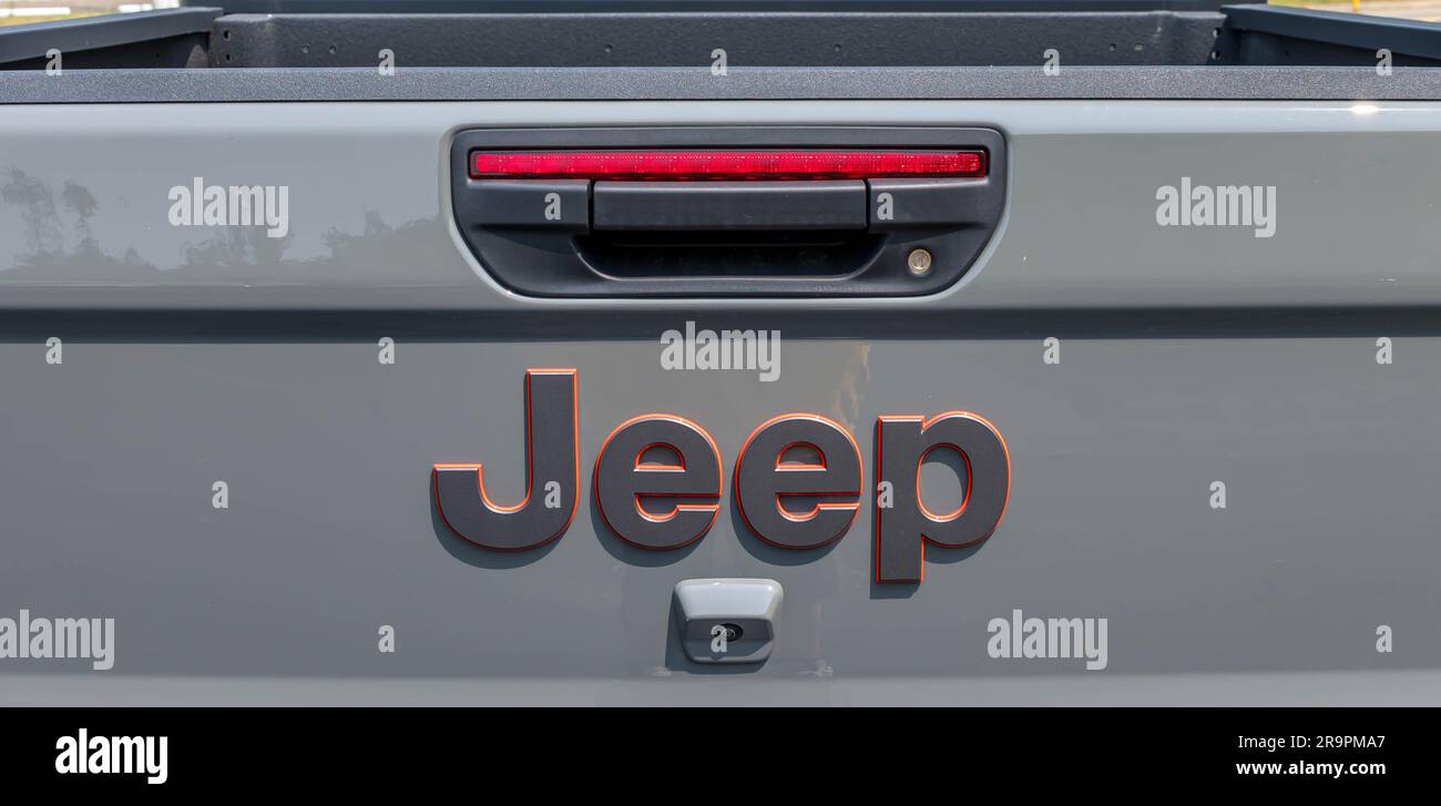 Jeep gladiator hires stock photography and images Alamy