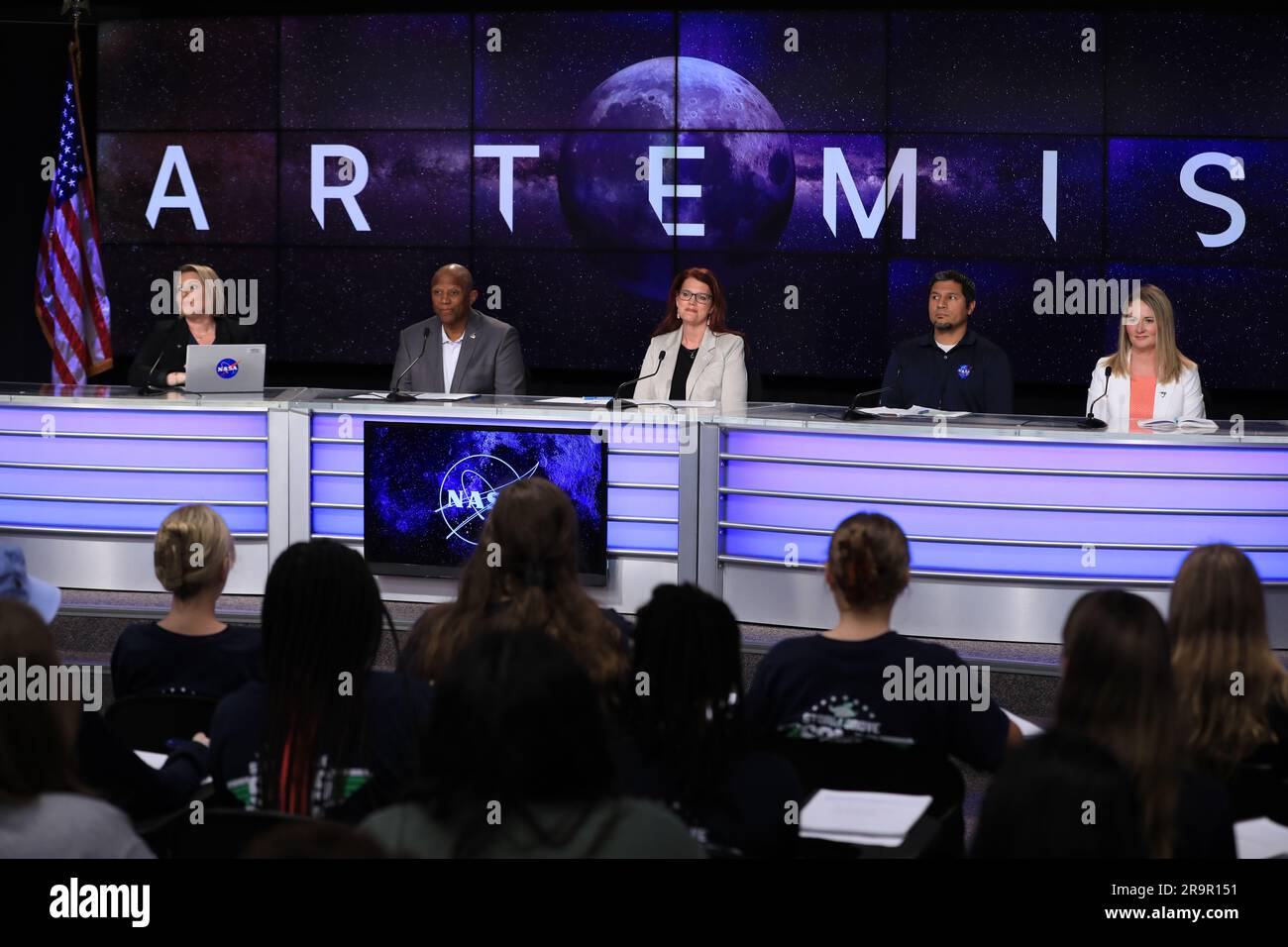 Artemis I Student Briefing. From left, NASA Communications’ Leah Martin, Kennedy Space Center Deputy Director Kelvin Manning, Artemis Launch Director Charlie Blackwell-Thompson, Space Launch System Resident Management Office Manager Elkin Norena, and Space Launch Delta 45 Weather Officer Melody Lovin participate in an Artemis I student media briefing inside the John Holliman Auditorium of the News Center on Jan. 19, 2023, at the Florida spaceport. As part of NASA’s NextGen STEM project, students from Florida’s St. Cloud High School and Storm Grove Middle School in Vero Beach, participated in p Stock Photo