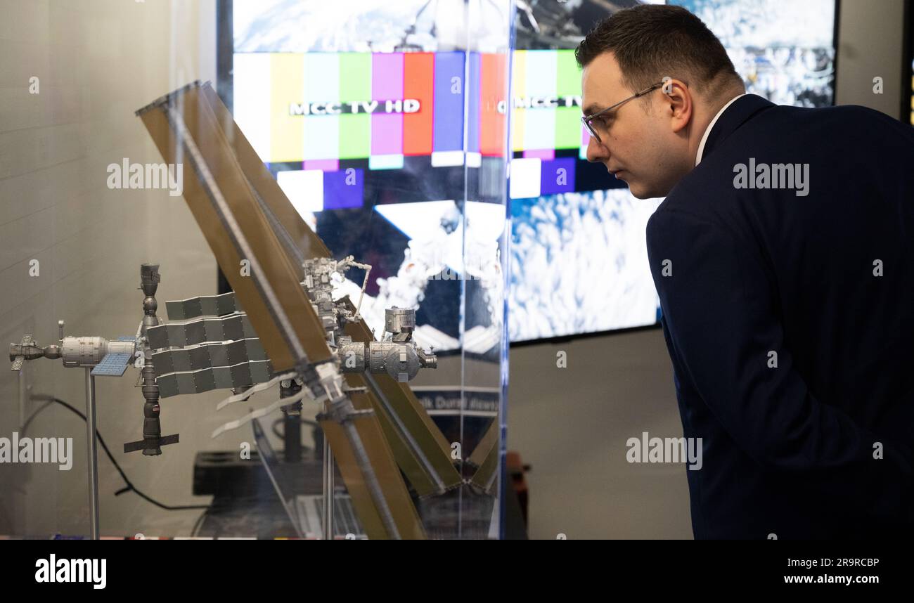 Czech Republic Artemis Accords Signing. Foreign Affairs Minister for the Czech Republic Jan Lipavský, looks at a model of the International Space Station during a tour of the Space Operations Center following the signing of the Artemis Accords, Wednesday, May 3, 2023, at The Mary W. Jackson NASA Headquarters building in Washington DC. The Czech Republic is the twenty fourth country to sign the Artemis Accords, which establish a practical set of principles to guide space exploration cooperation among nations participating in NASA’s Artemis program. Stock Photo
