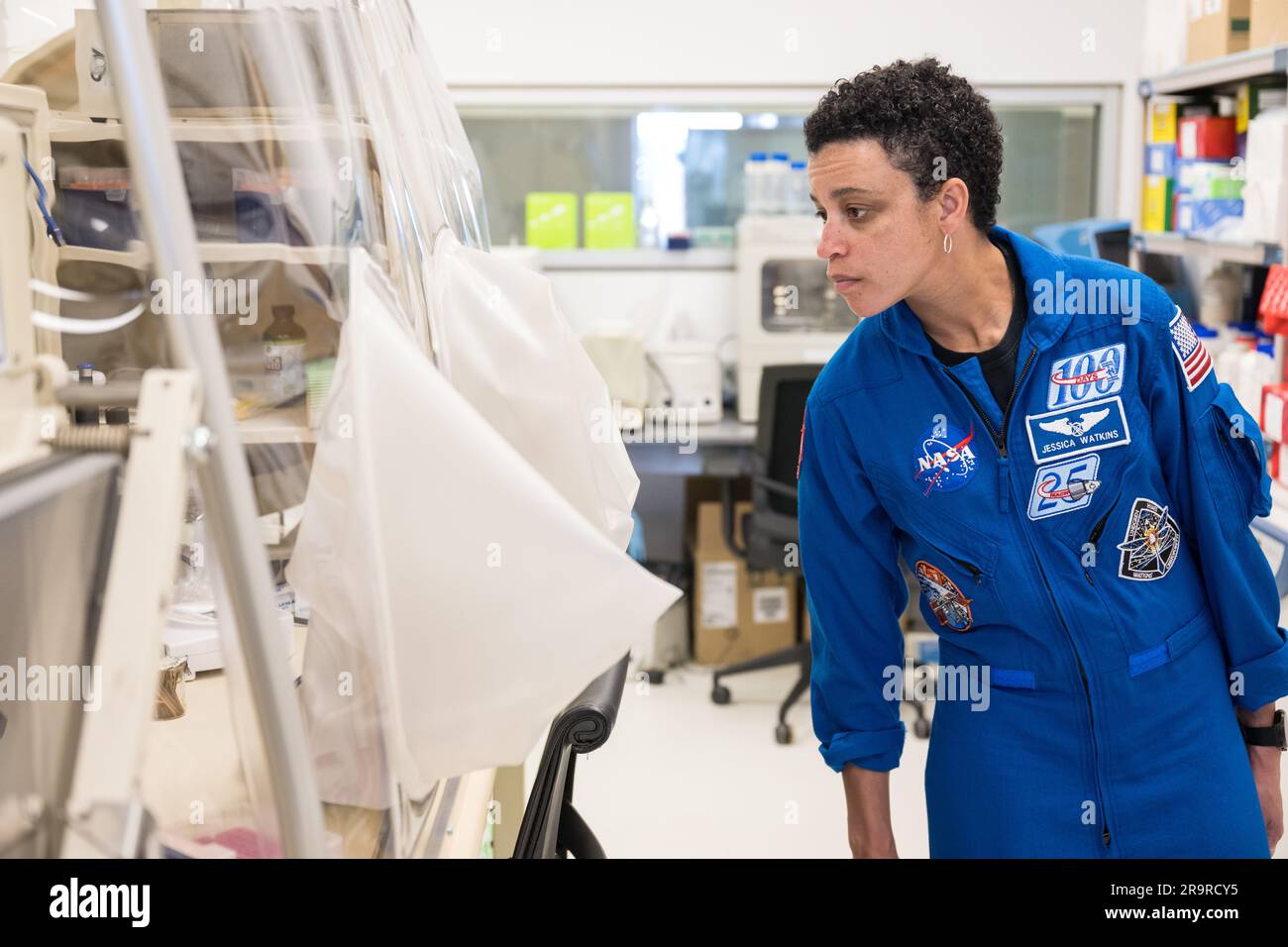NASA astronaut Jessica Watkins toured a biology laboratory at Howard ...